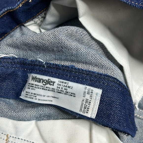 Wrangler Men’s Regular Fit Straight Leg Jeans in Blue Sz 34x30 - Picture 11 of 11